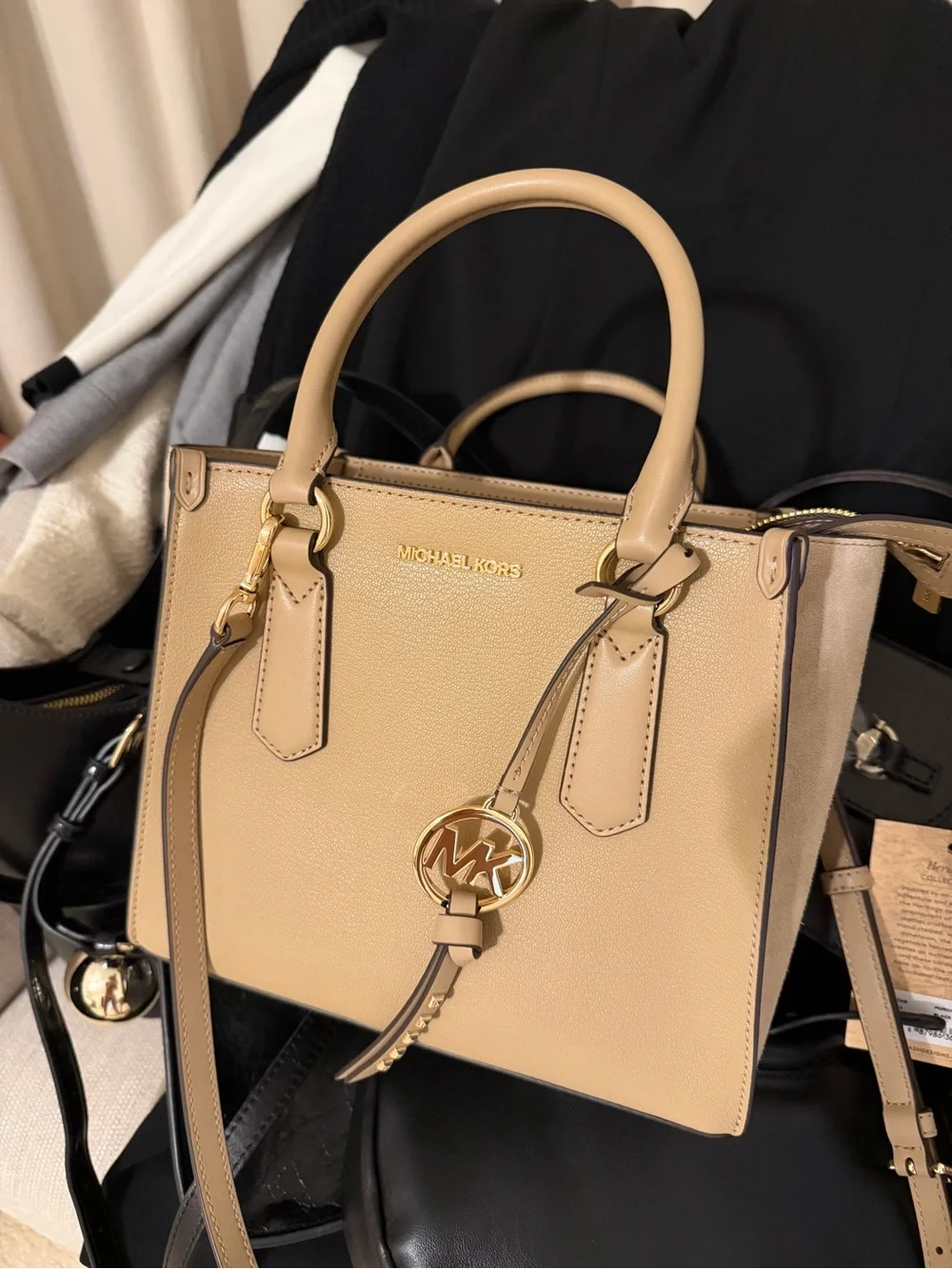 NWT MICHAEL Michael Kors Kris Medium Satchel in Camel